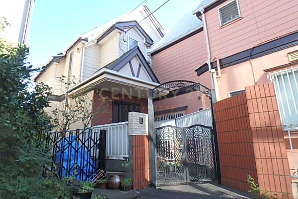 三軒茶屋 中古戸建 東京都世田谷区太子堂5丁目6 180万円の中古一戸建て 中古住宅や中古物件情報 センチュリー２１ スミカ クリエイト