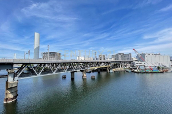 住戸からの眺望写真　バルコニーからの眺望／京浜運河を見渡す開放的な眺望が楽しめます！