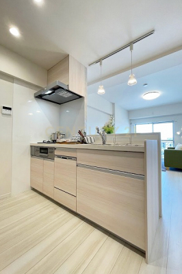 キッチン　キッチンは新規交換済み、毎日の家事負担を軽減する食器洗浄機付きです