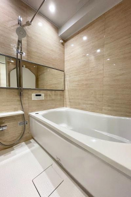 浴室　バスルーム／新規交換済、浴室乾燥暖房機付