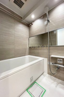 浴室　バスルーム／新規交換済、1115サイズ、浴室乾燥機・追い焚き機能付