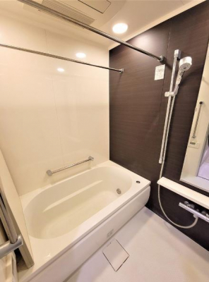 浴室　バスルーム／1418サイズ、浴室乾燥機・追い焚き機能付
